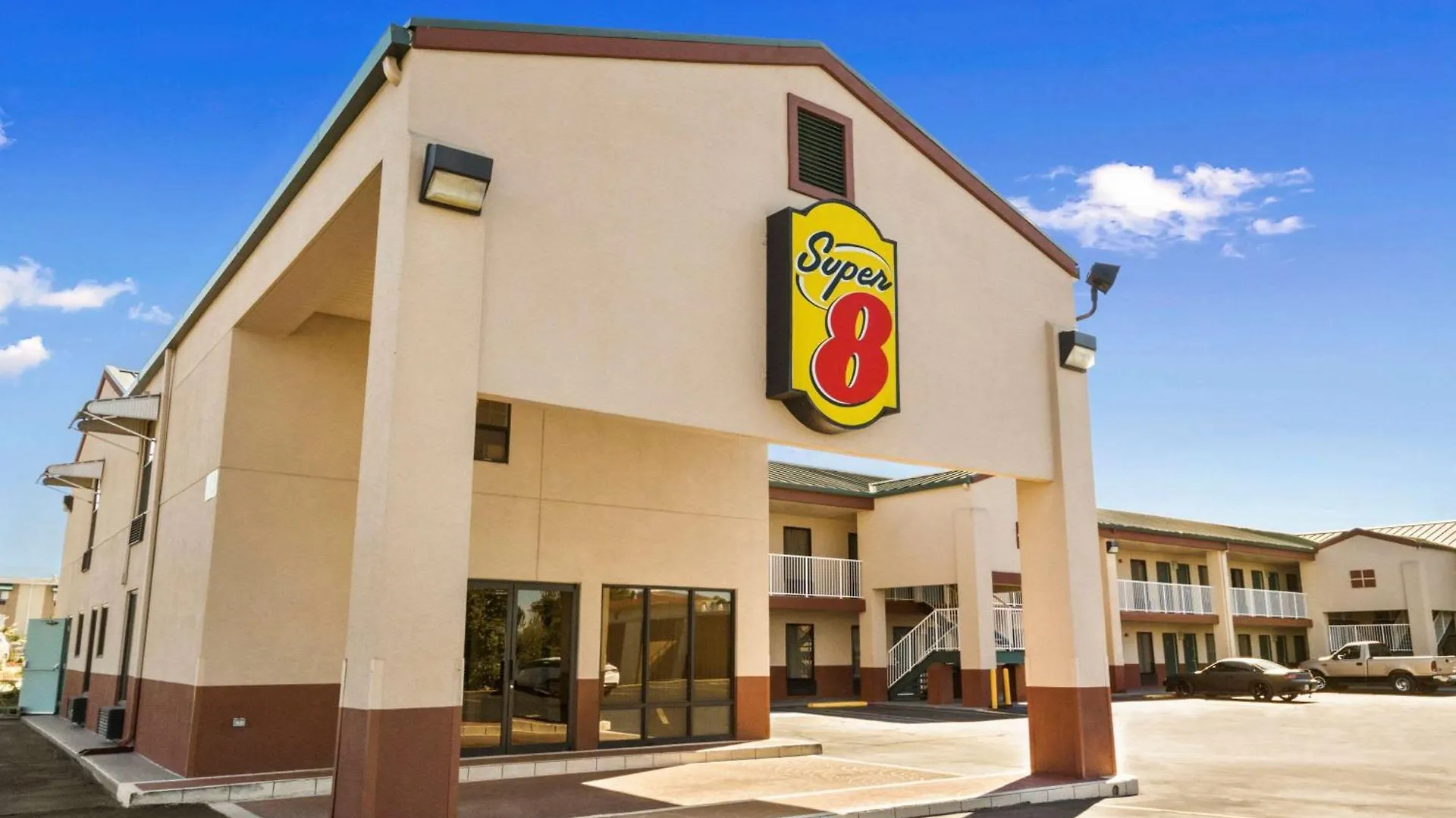 Where to Stay Near William Carey University: 4 Budget Hotels